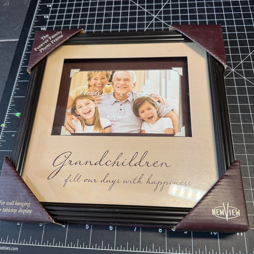 New View Grandchildren Forever Family Photo Frame‎ 6x4 Black Tabletop Wall 10x10